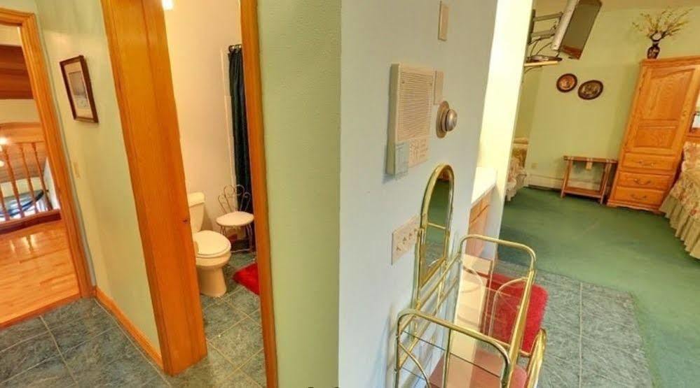 Alaska House Of Jade Bed And Breakfast Анкъридж Екстериор снимка