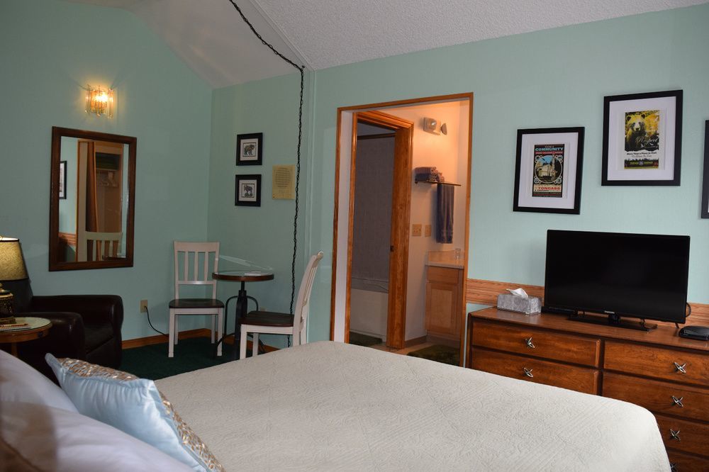 Alaska House Of Jade Bed And Breakfast Анкъридж Екстериор снимка